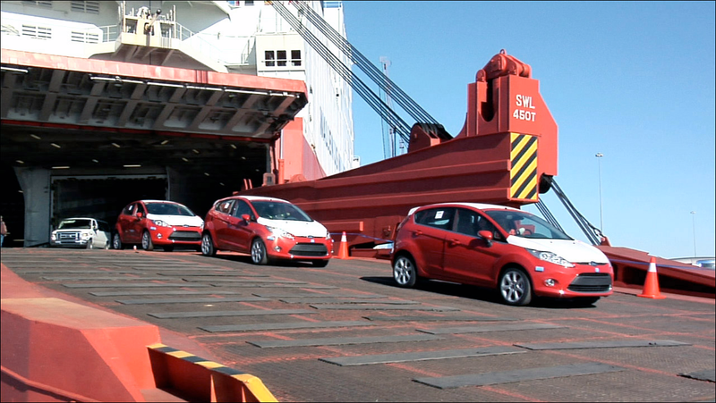 Illustration for article titled Ford Fiestas Arrive From Europe, Didorosi Wants One In Pink